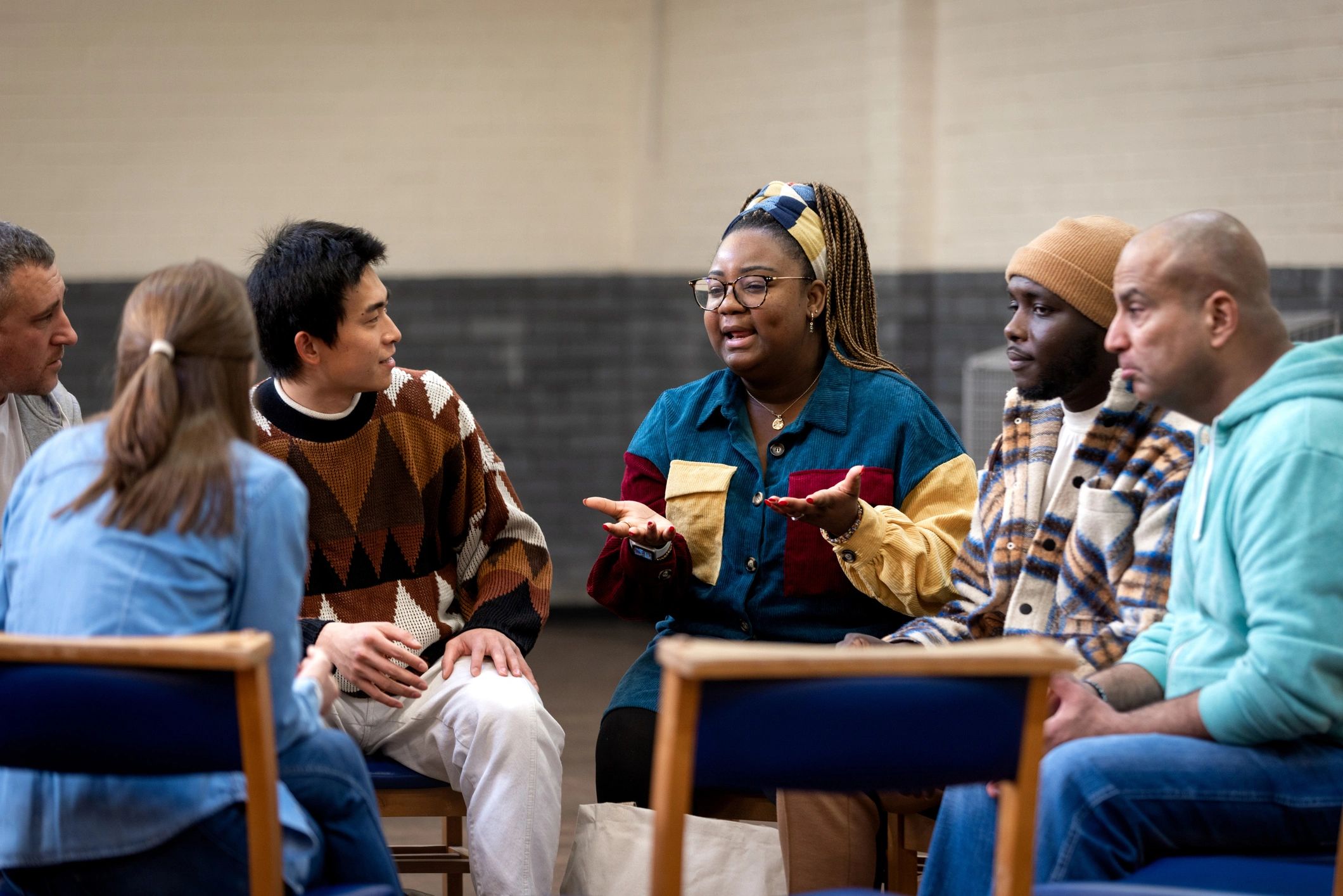 Support meeting in a community setting